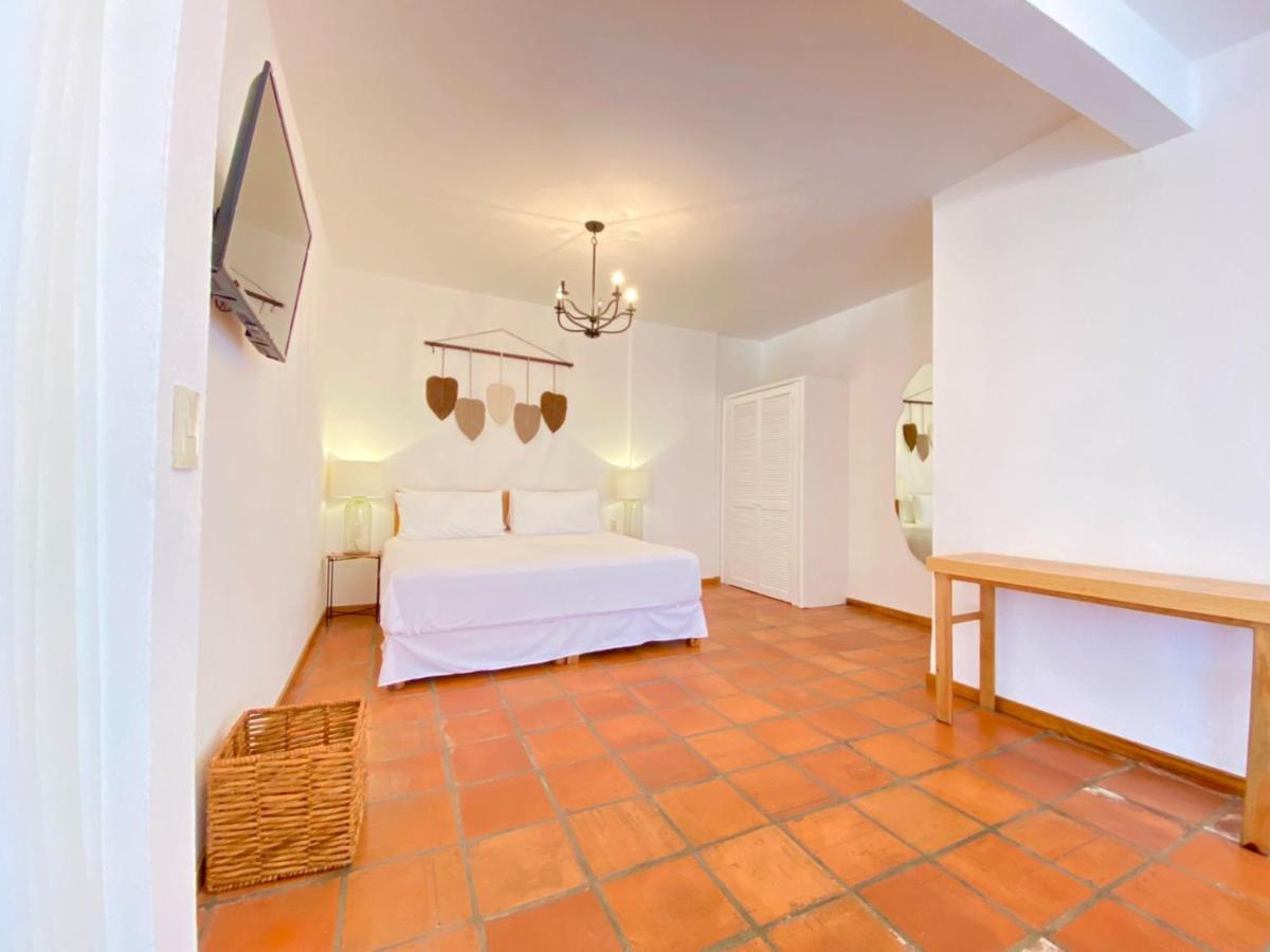 Hotel Cala Blanca Cuernavaca Exteriör bild
